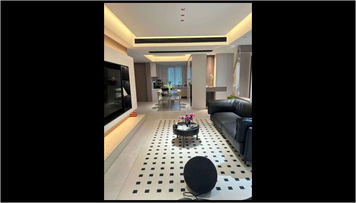 不深不淺的色調(diào)，配色中性暖